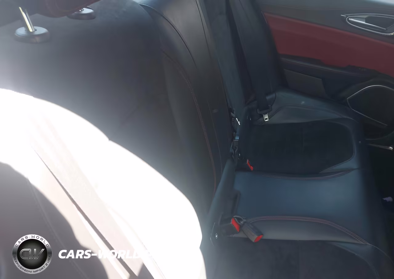 2018 Alfa Romeo Giulia Quadrifoglio Rwd VIN:ZARFAEAV7J7578447 - 8
