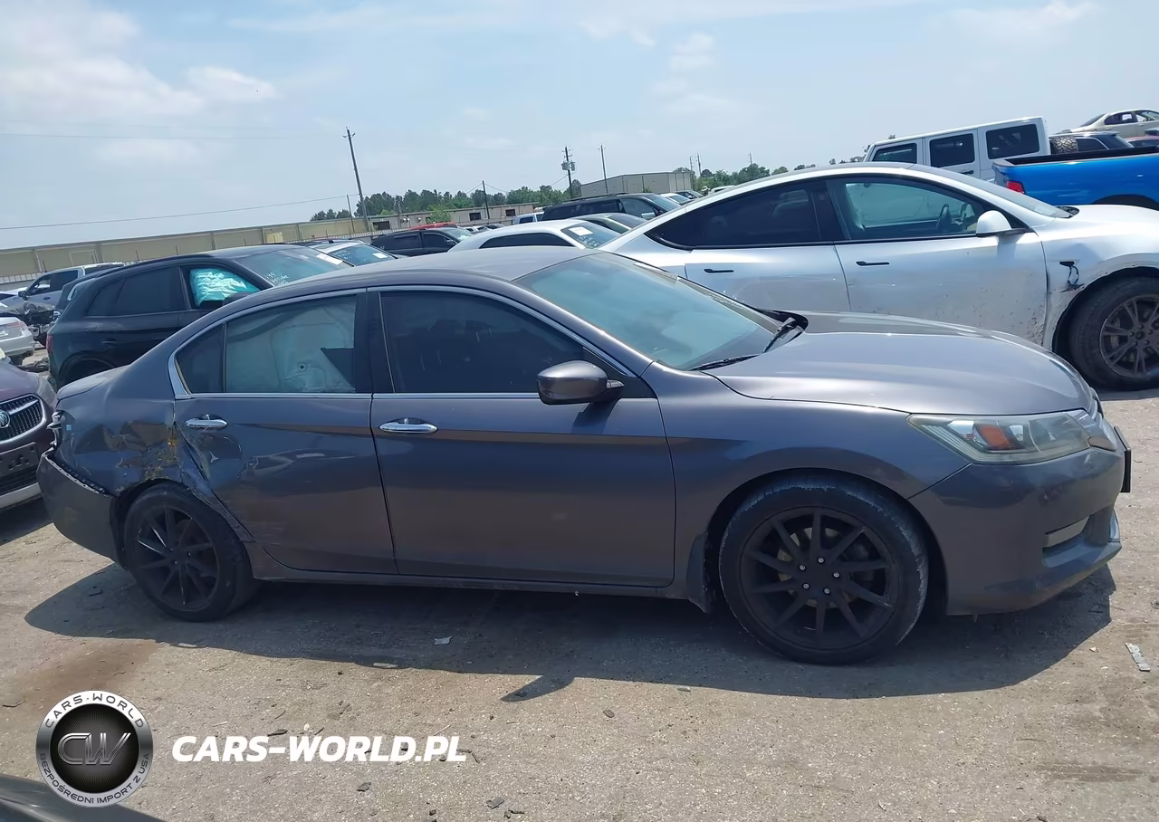2015 Honda Accord Sport VIN:1HGCR2F54FA181366 - 13
