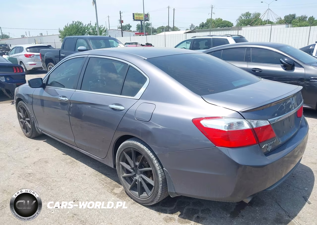 2015 Honda Accord Sport VIN:1HGCR2F54FA181366 - 3