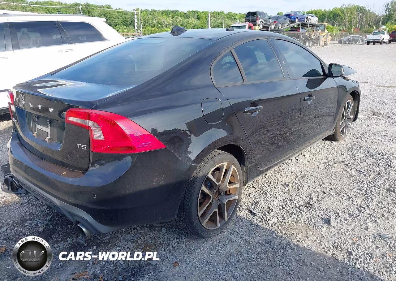2017 Volvo S60 T5 Dynamic VIN:YV126MFL3H2425030 - 4