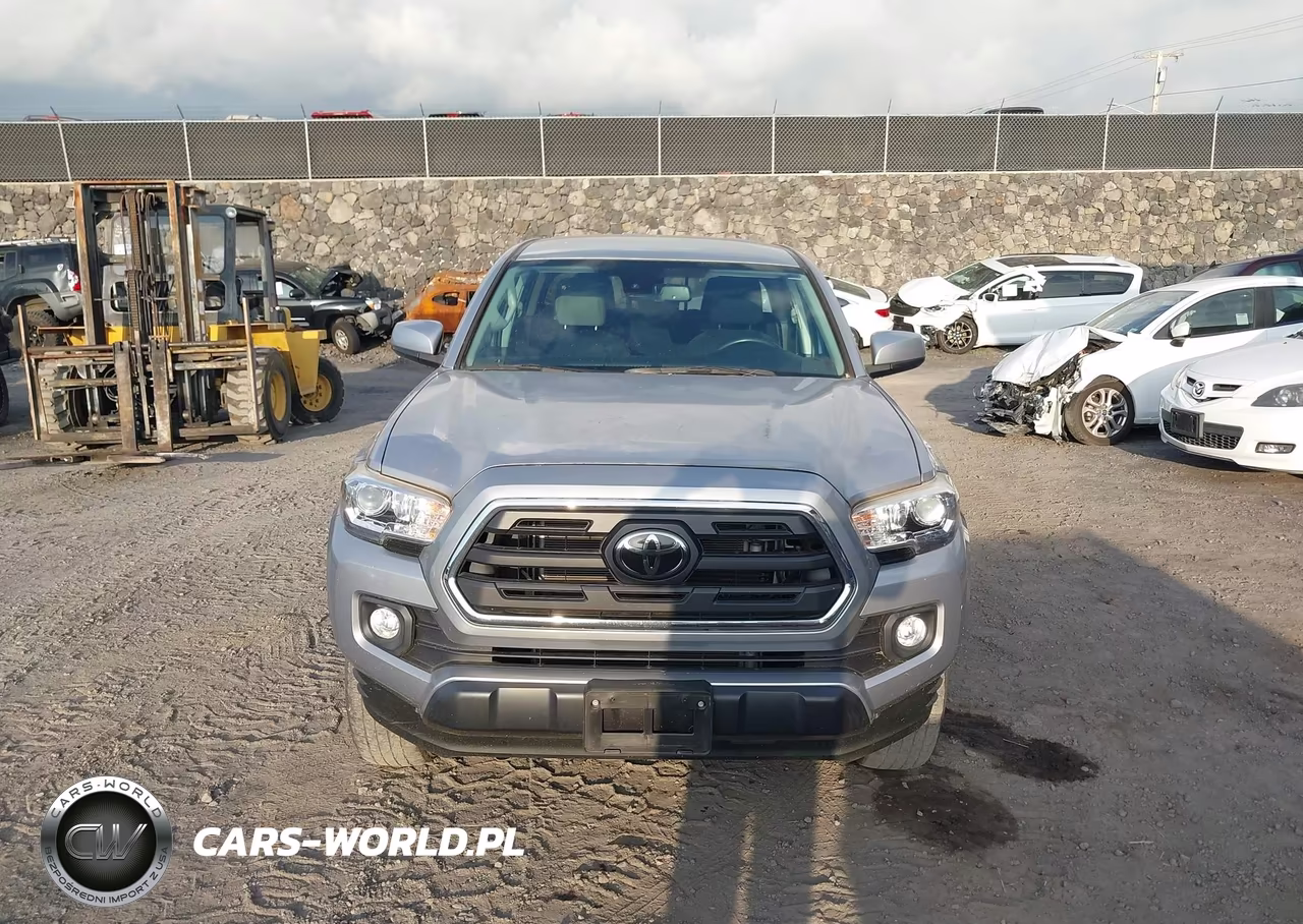 2018 Toyota Tacoma Sr V6 VIN:3TMCZ5AN1JM149705 - 12