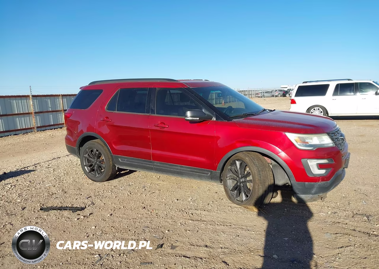 2017 Ford Explorer Xlt VIN:1FM5K7D80HGB90146 - 13