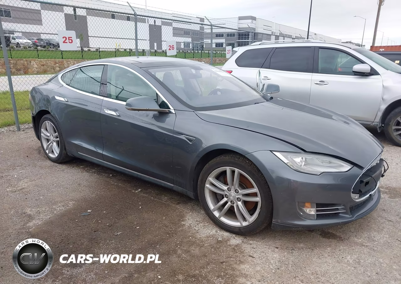 2013 Tesla Model S
