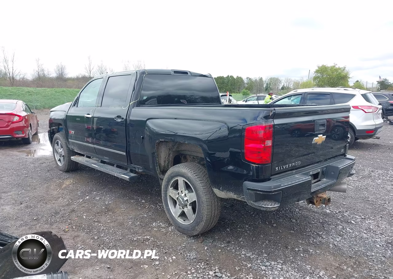 2019 Chevrolet Silverado 2500Hd Ltz VIN:1GC1KTEY0KF107015 - 3