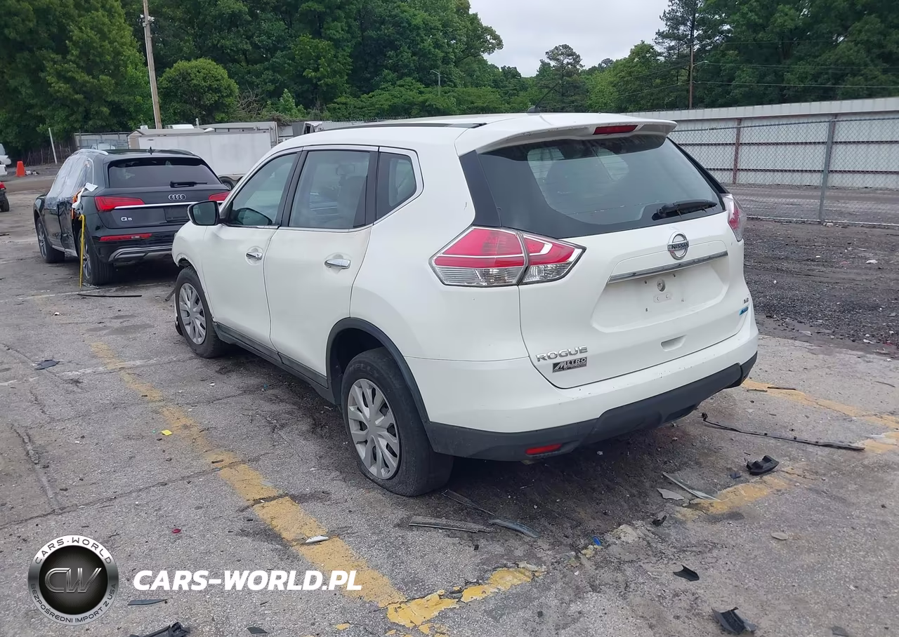 2015 Nissan Rogue S VIN:5N1AT2MV3FC818368 - 3