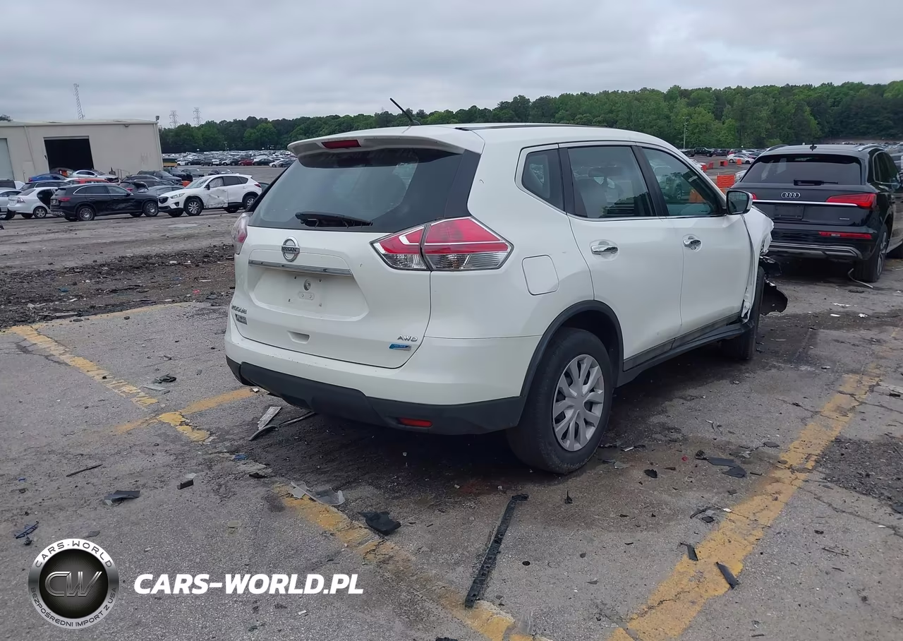 2015 Nissan Rogue S VIN:5N1AT2MV3FC818368 - 4