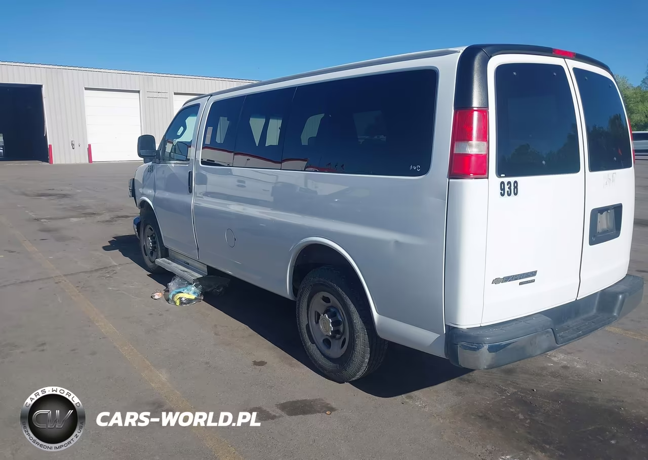 2016 Chevrolet Express 2500 Lt VIN:1GAWGFFF9G1214938 - 3