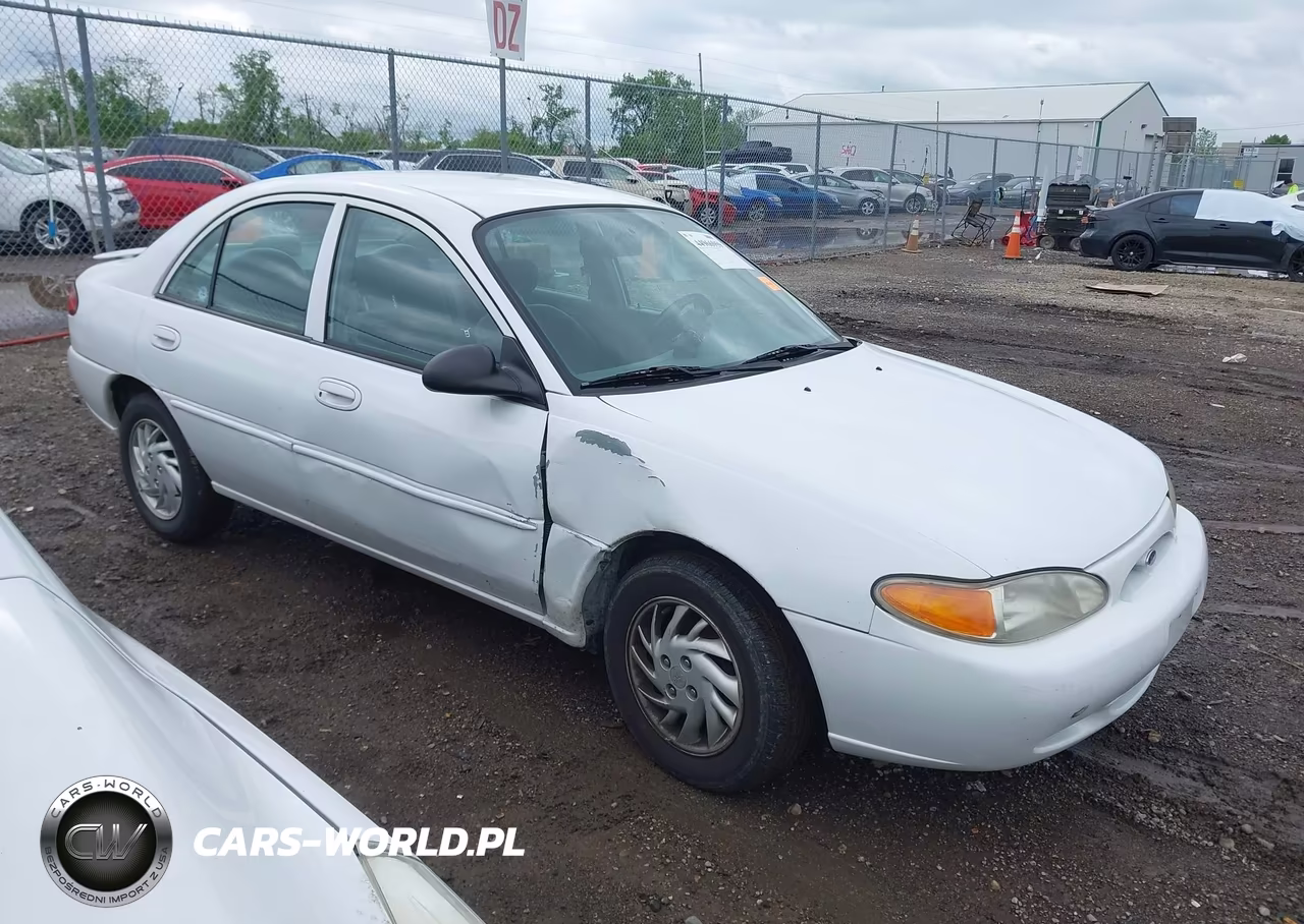 1999 Ford Escort Se