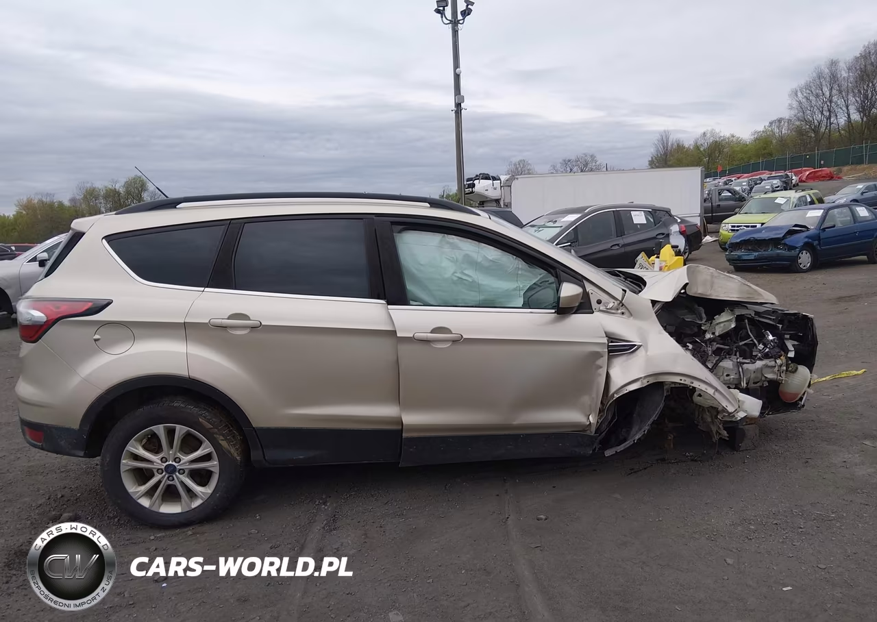 2017 Ford Escape Se VIN:1FMCU9GD0HUB54092 - 13