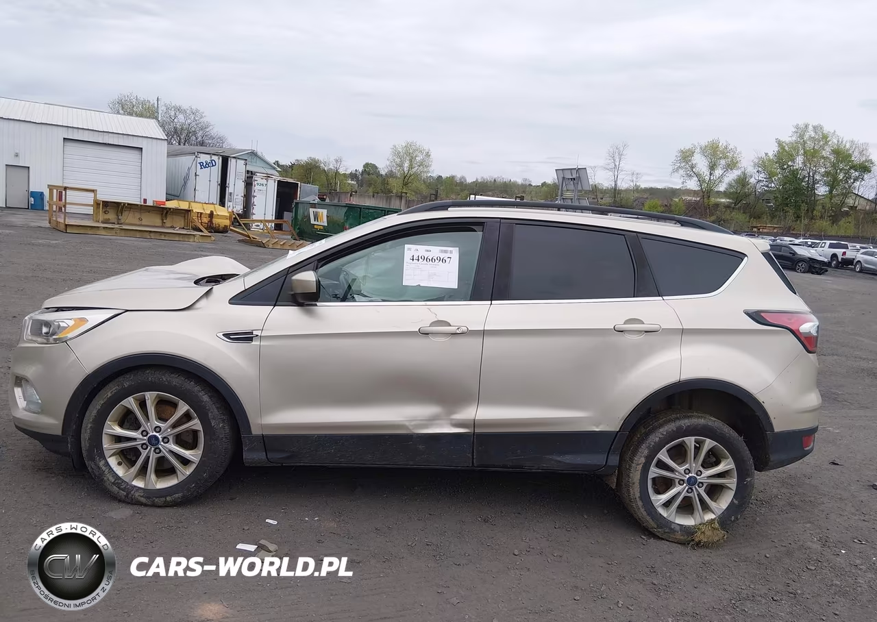 2017 Ford Escape Se VIN:1FMCU9GD0HUB54092 - 14