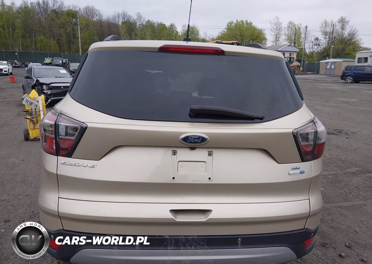 2017 Ford Escape Se VIN:1FMCU9GD0HUB54092 - 16