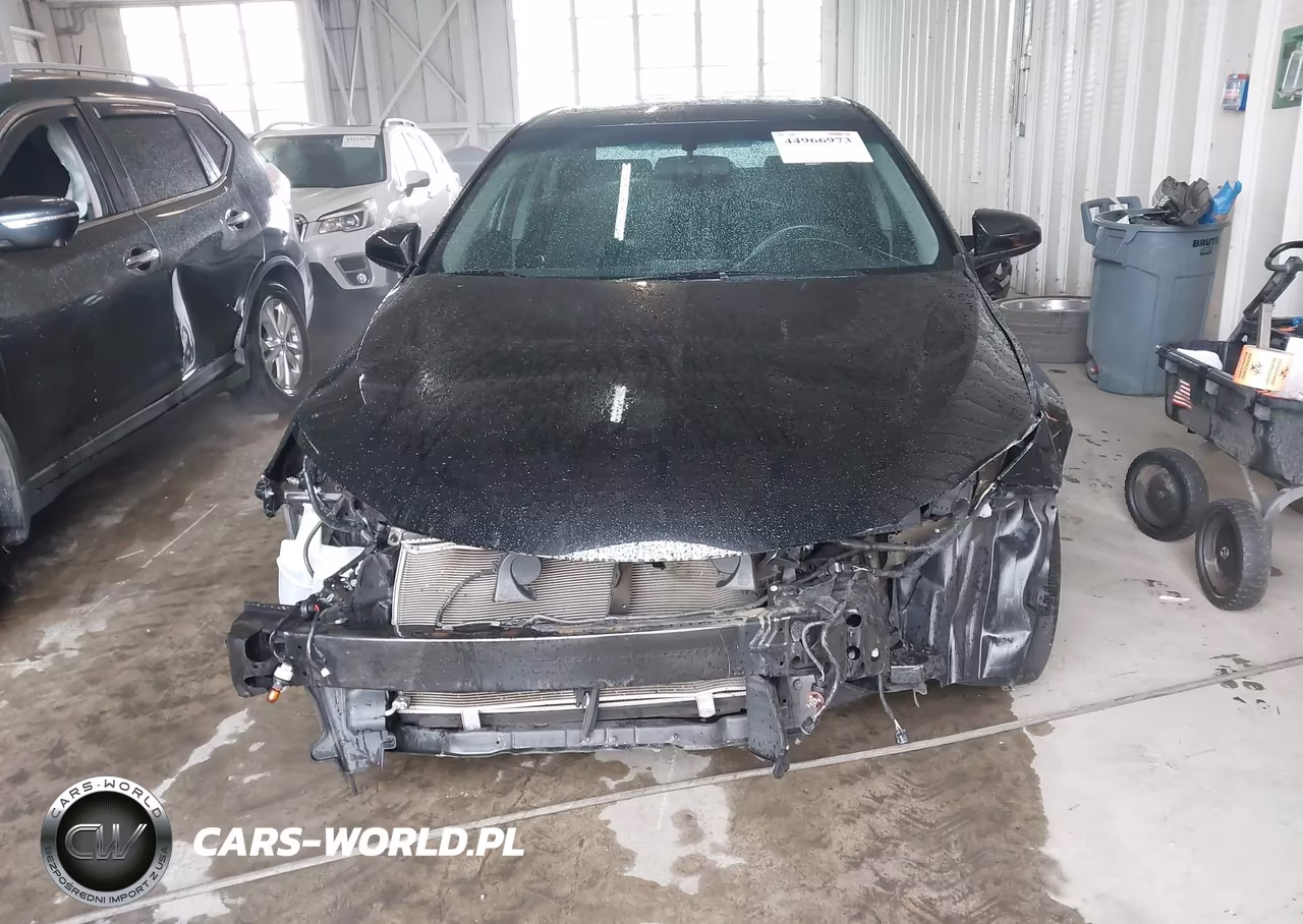 2017 Toyota Camry Xse VIN:4T1BF1FK5HU371161 - 13