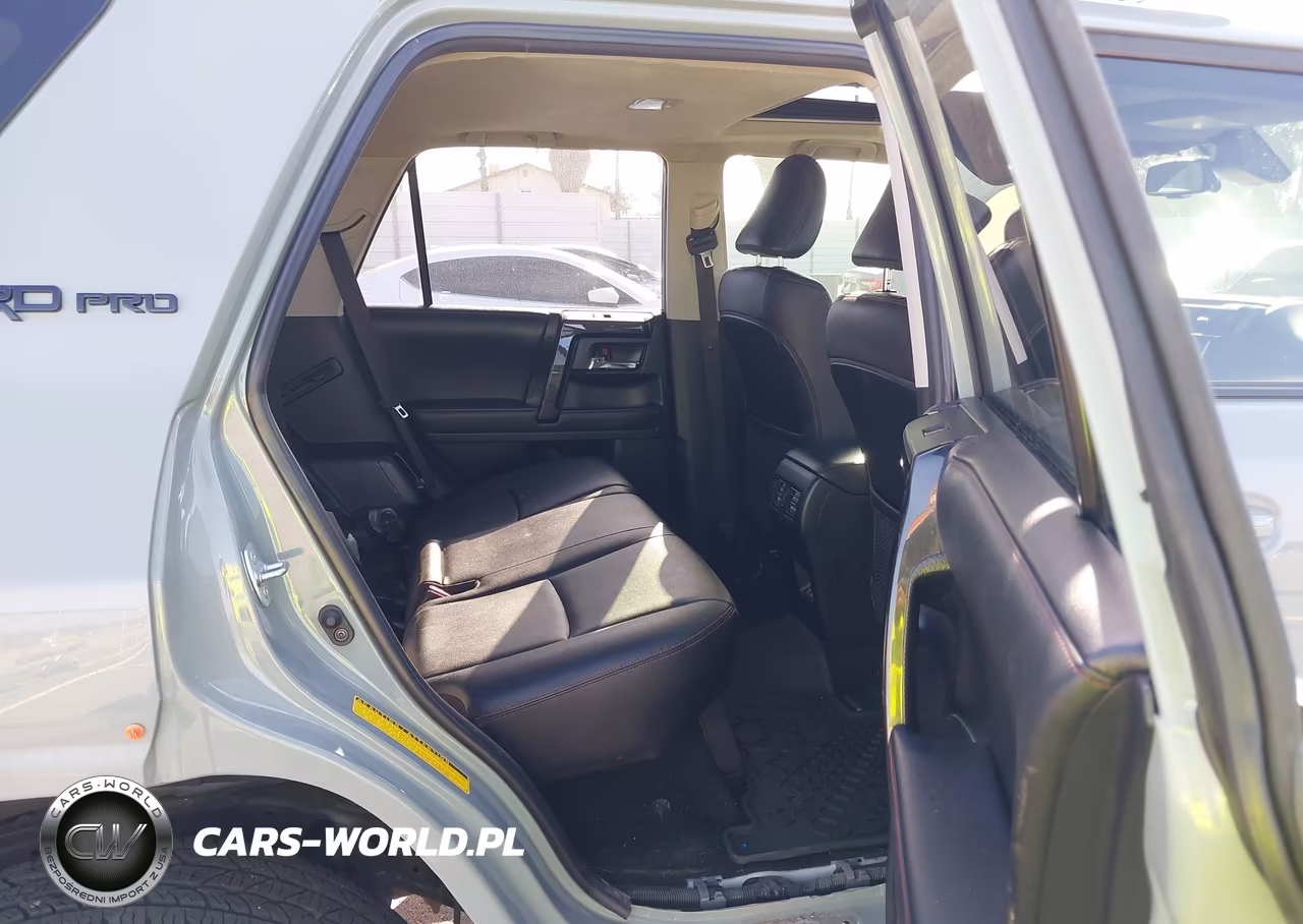 2021 Toyota 4Runner Trd Pro VIN:JTELU5JR6M5844592 - 8