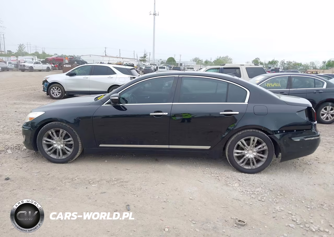 2010 Hyundai Genesis 4.6 VIN:KMHGC4DFXAU072275 - 15