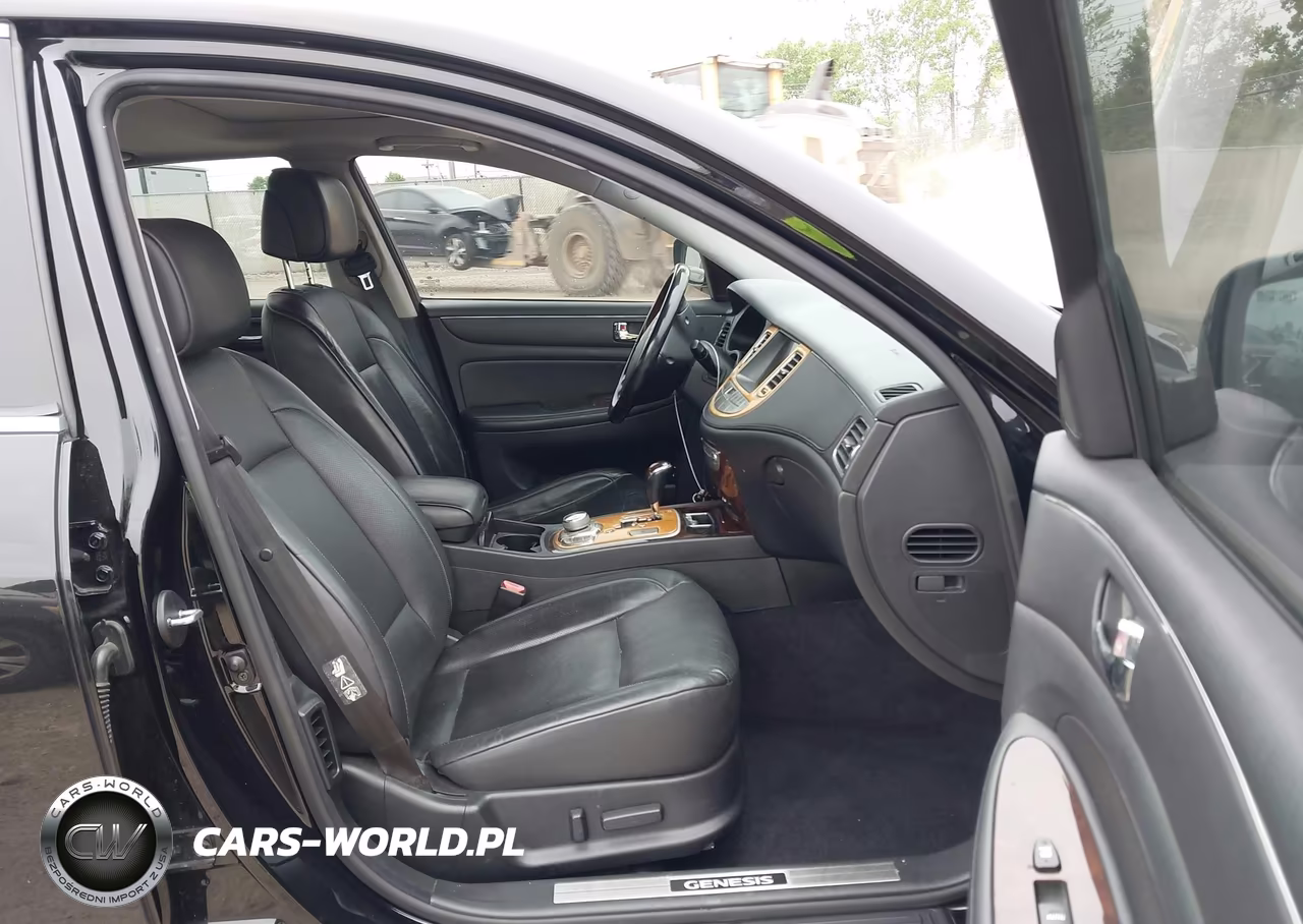 2010 Hyundai Genesis 4.6 VIN:KMHGC4DFXAU072275 - 5