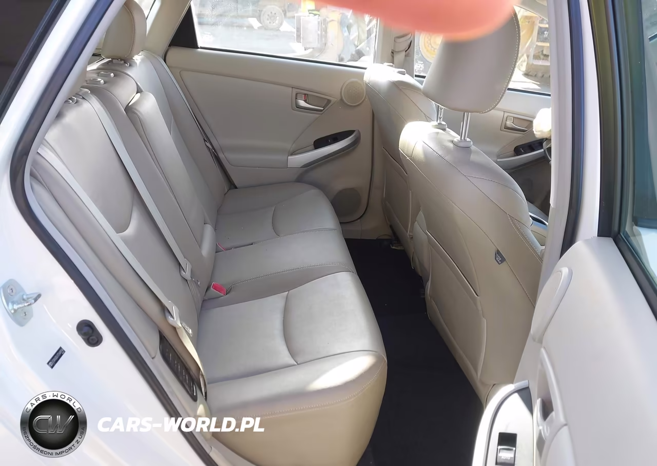 2012 Toyota Prius Four VIN:JTDKN3DU7C5449546 - 8