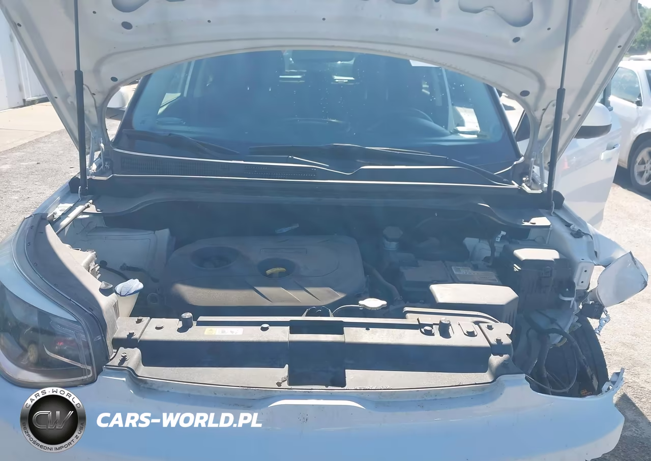 2019 Kia Soul + VIN:KNDJP3A57K7677116 - 10