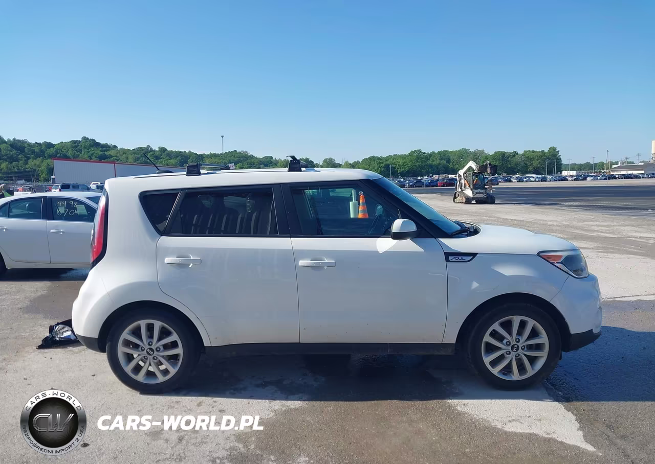 2019 Kia Soul + VIN:KNDJP3A57K7677116 - 14