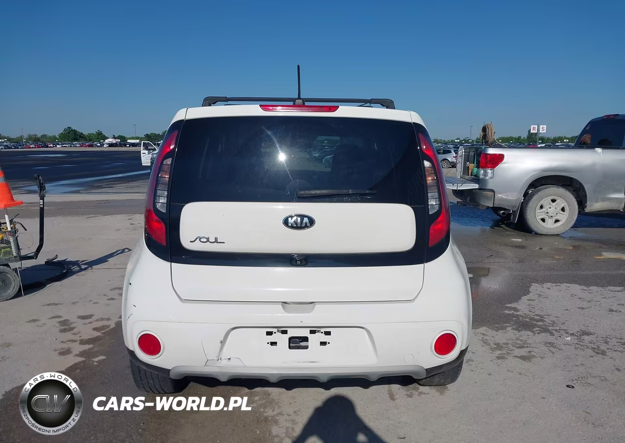 2019 Kia Soul + VIN:KNDJP3A57K7677116 - 17