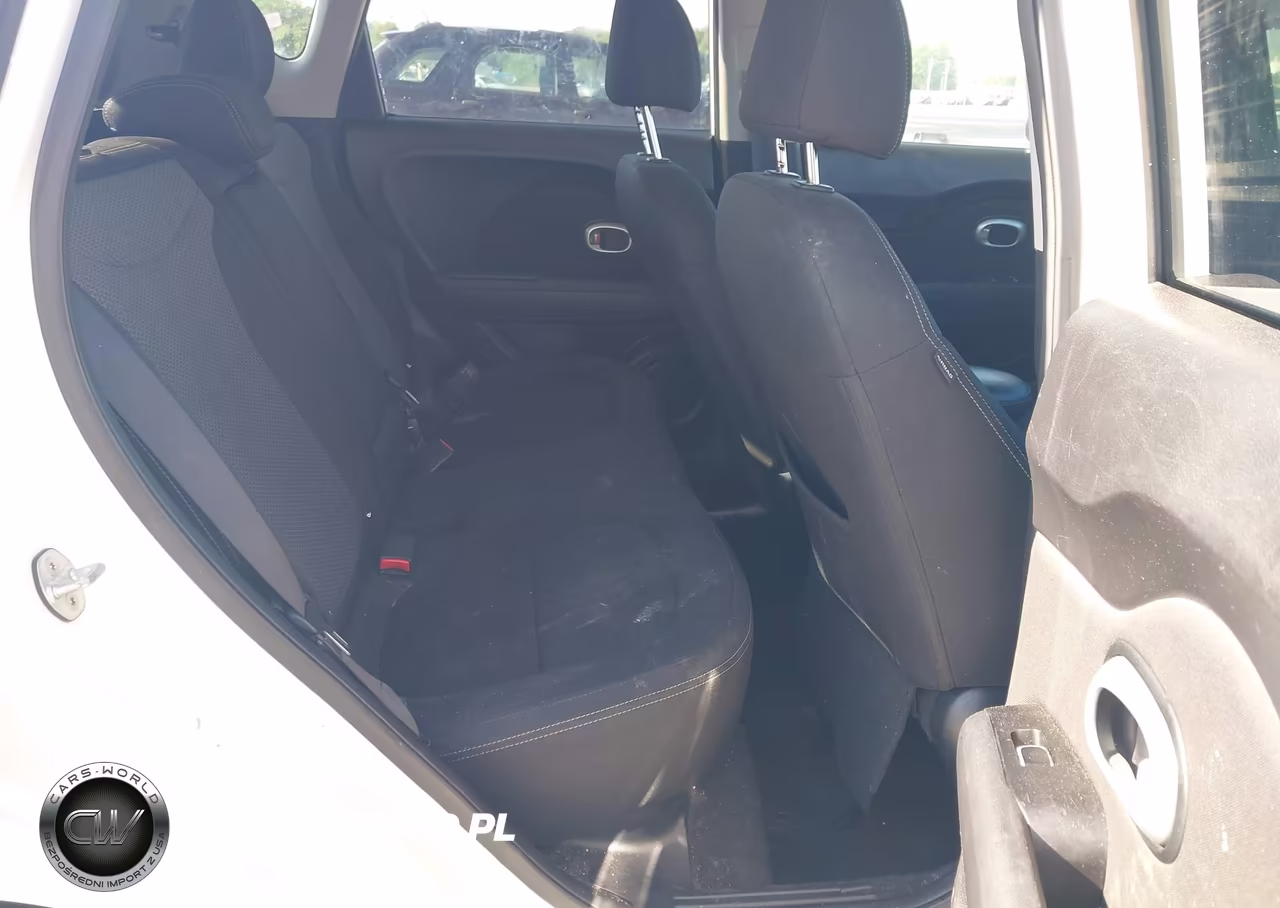 2019 Kia Soul + VIN:KNDJP3A57K7677116 - 8