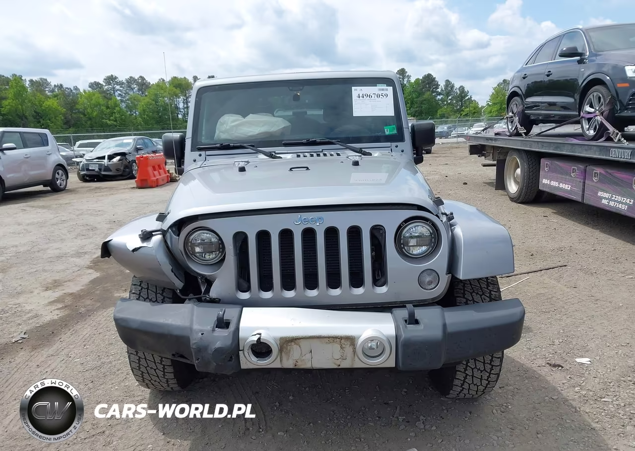 2015 Jeep Wrangler Unlimited Sahara VIN:1C4BJWEG0FL504067 - 12