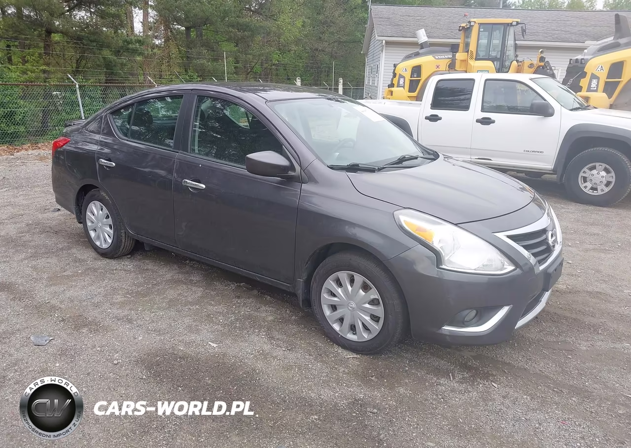 2015 Nissan Versa 1.6 Sv