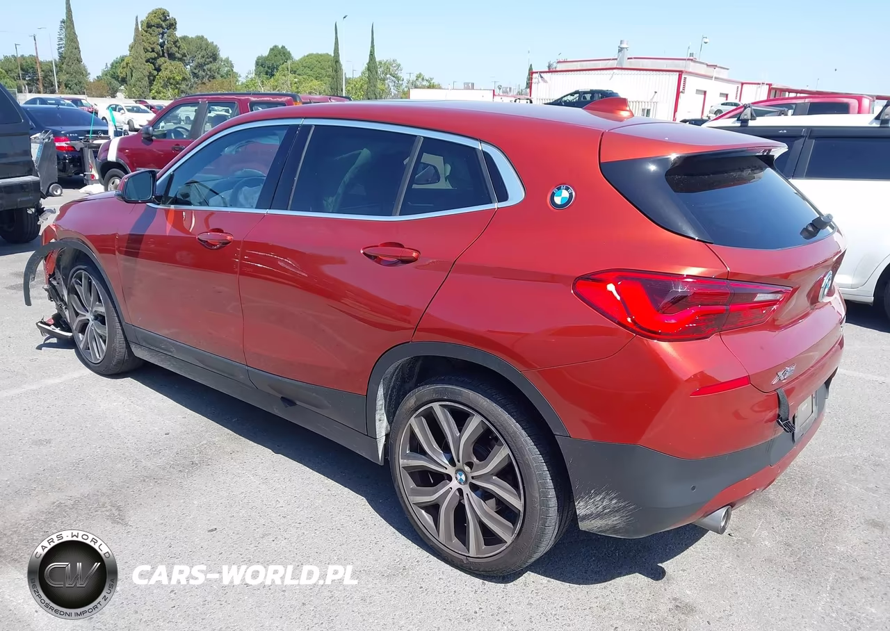 2018 BMW X2 xDrive28I VIN:WBXYJ5C37JEB19175 - 3