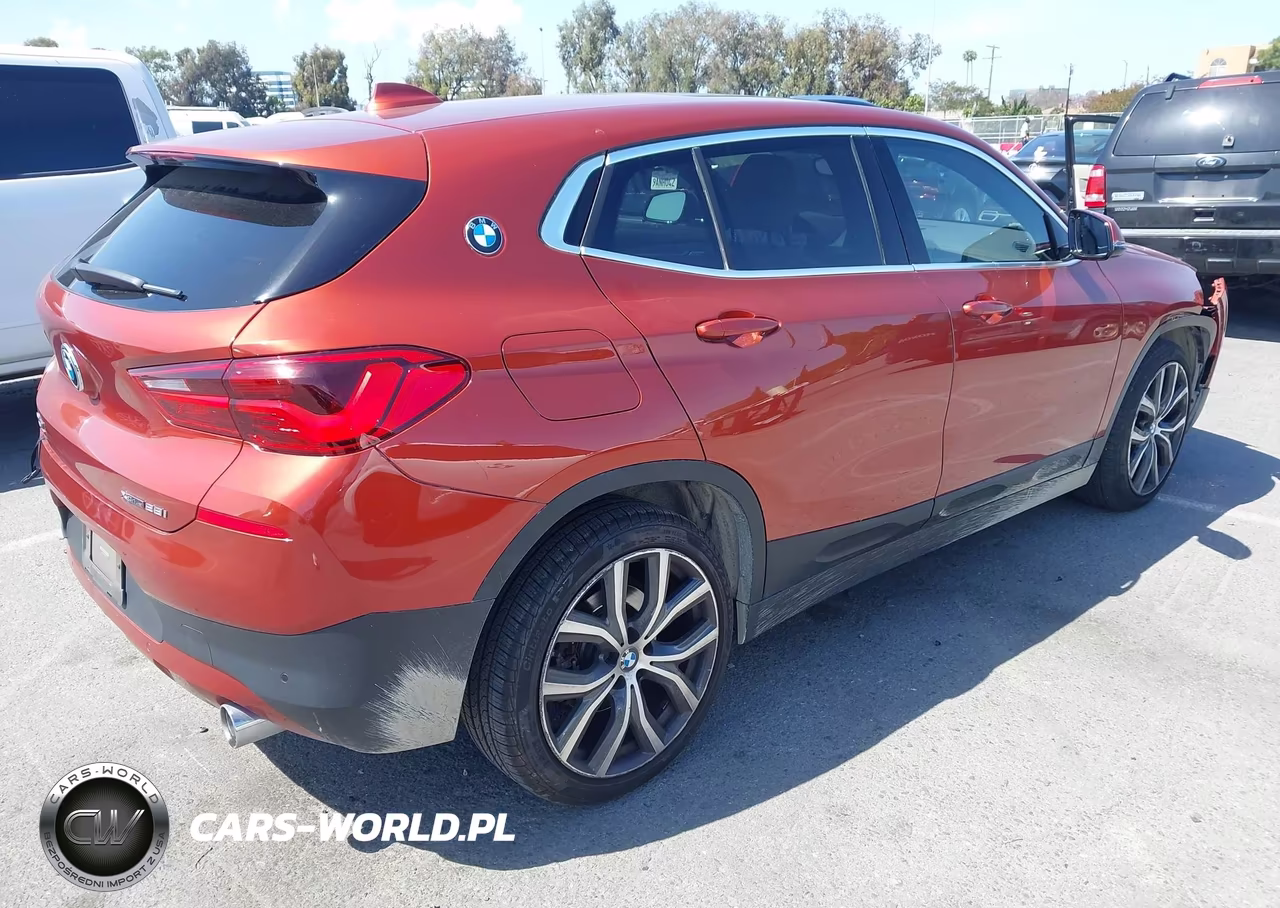 2018 BMW X2 xDrive28I VIN:WBXYJ5C37JEB19175 - 4
