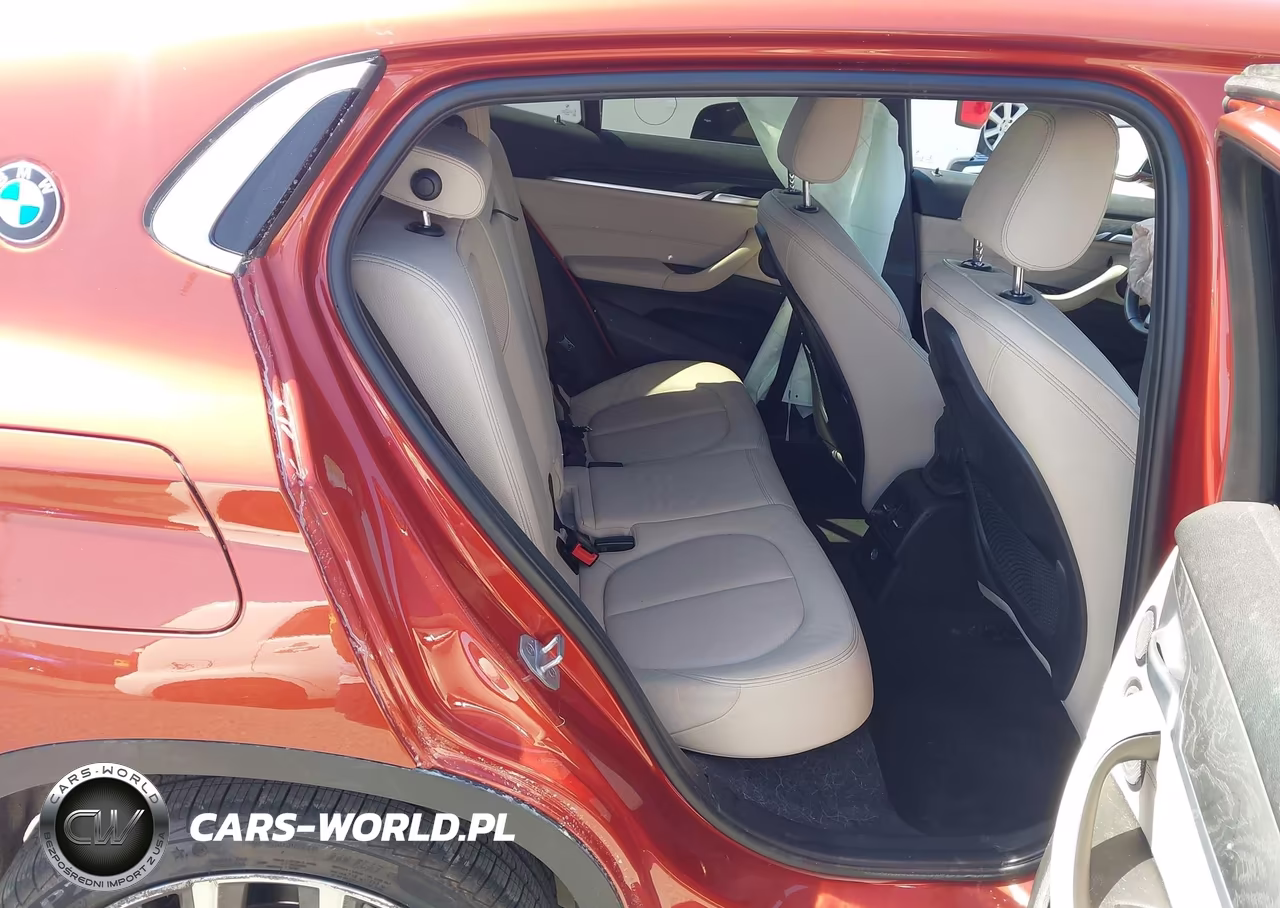 2018 BMW X2 xDrive28I VIN:WBXYJ5C37JEB19175 - 8