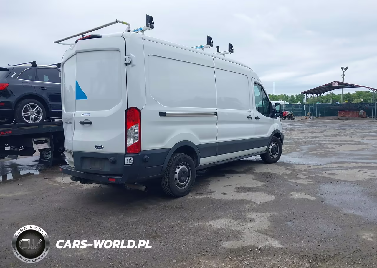 2023 Ford Transit-250 VIN:1FTBR1C84PKB09517 - 4