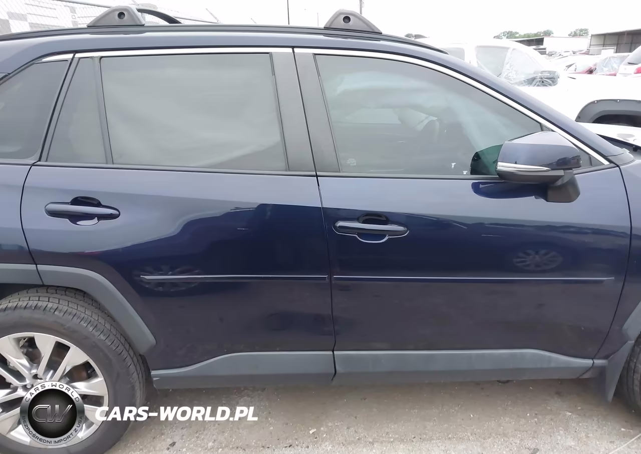 2021 Toyota Rav4 Xle Premium VIN:2T3C1RFV2MW179242 - 13