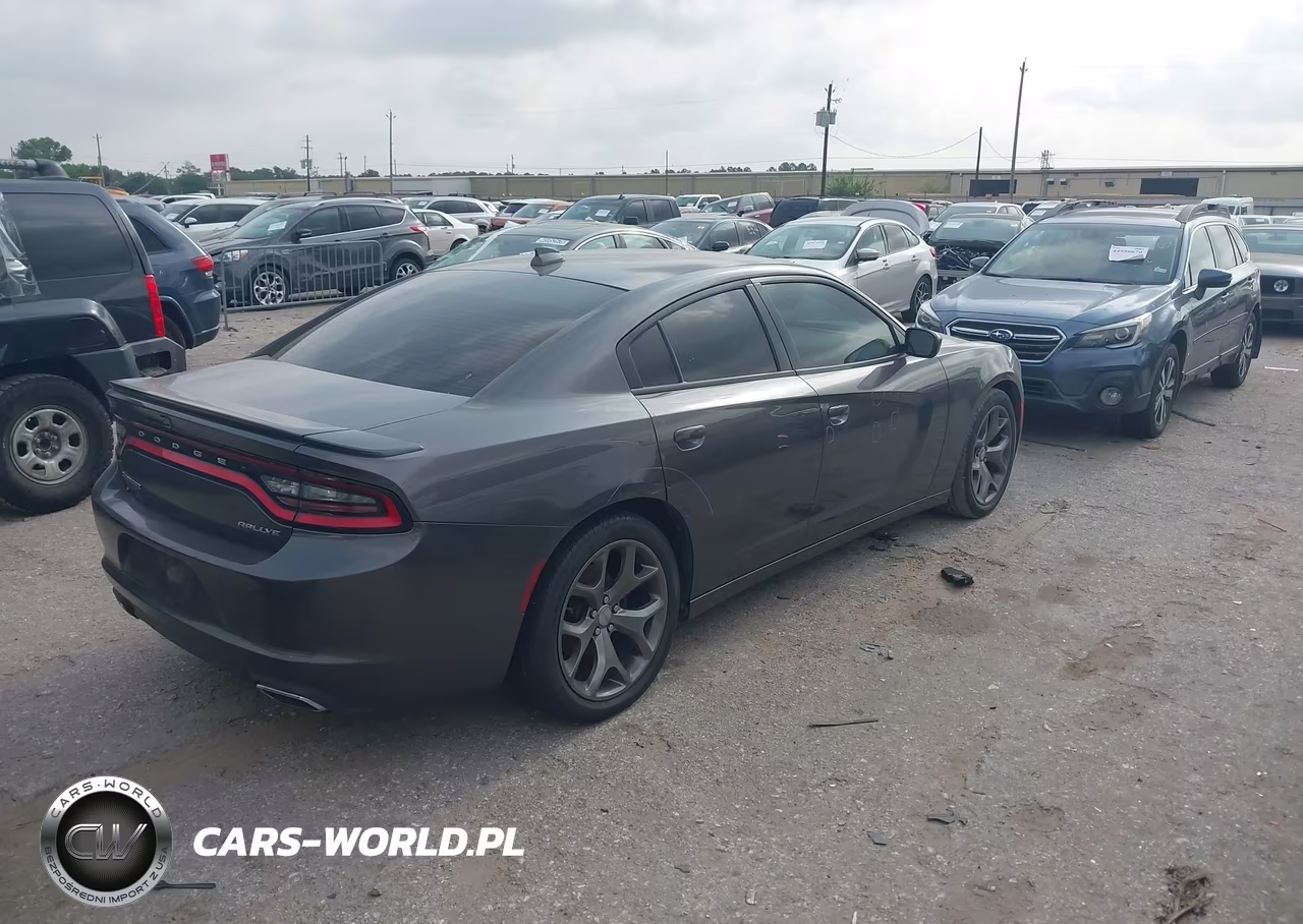 2015 Dodge Charger Sxt VIN:2C3CDXHG2FH901827 - 4