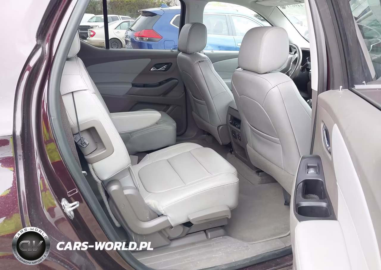 2018 Chevrolet Traverse Premier VIN:1GNEVJKW8JJ225011 - 8
