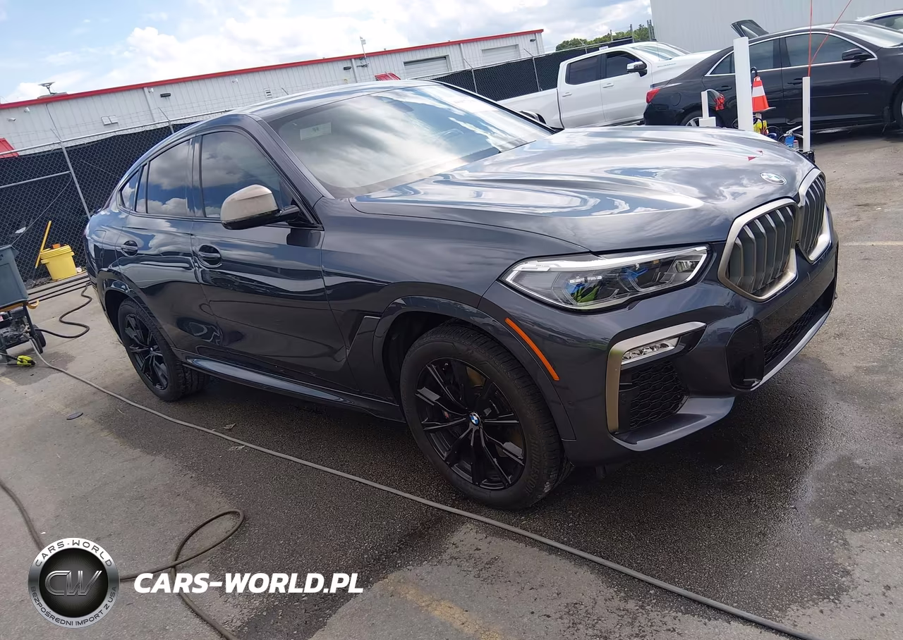 2021 BMW X6 M50I