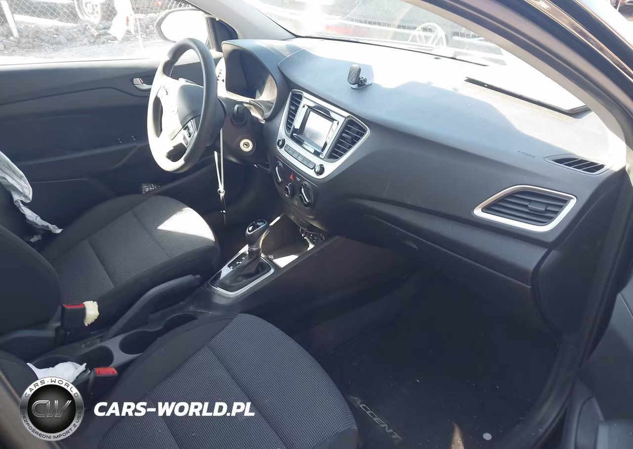 2021 Hyundai Accent Se VIN:3KPC24A69ME148176 - 5