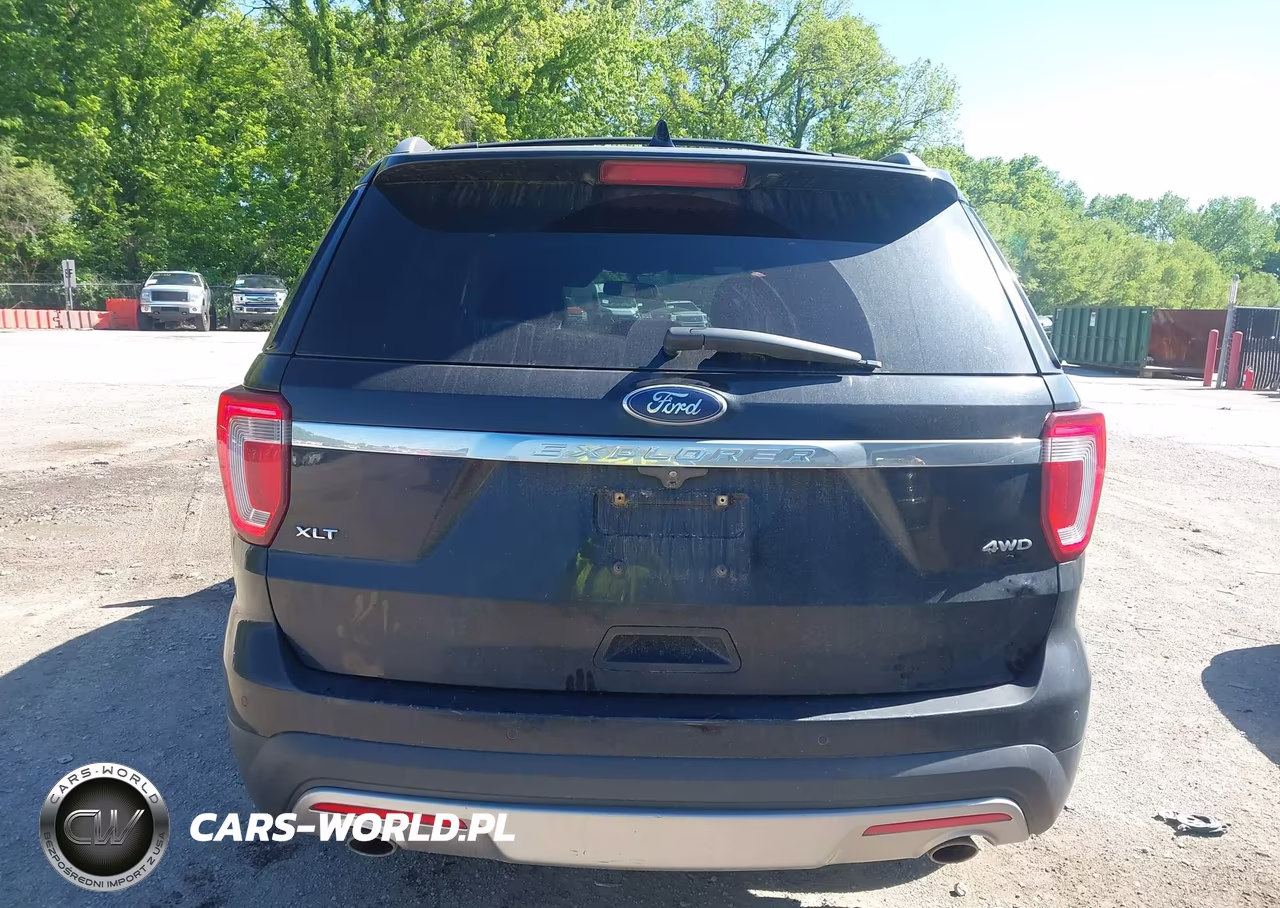 2017 Ford Explorer Xlt VIN:1FM5K8D83HGE17335 - 16