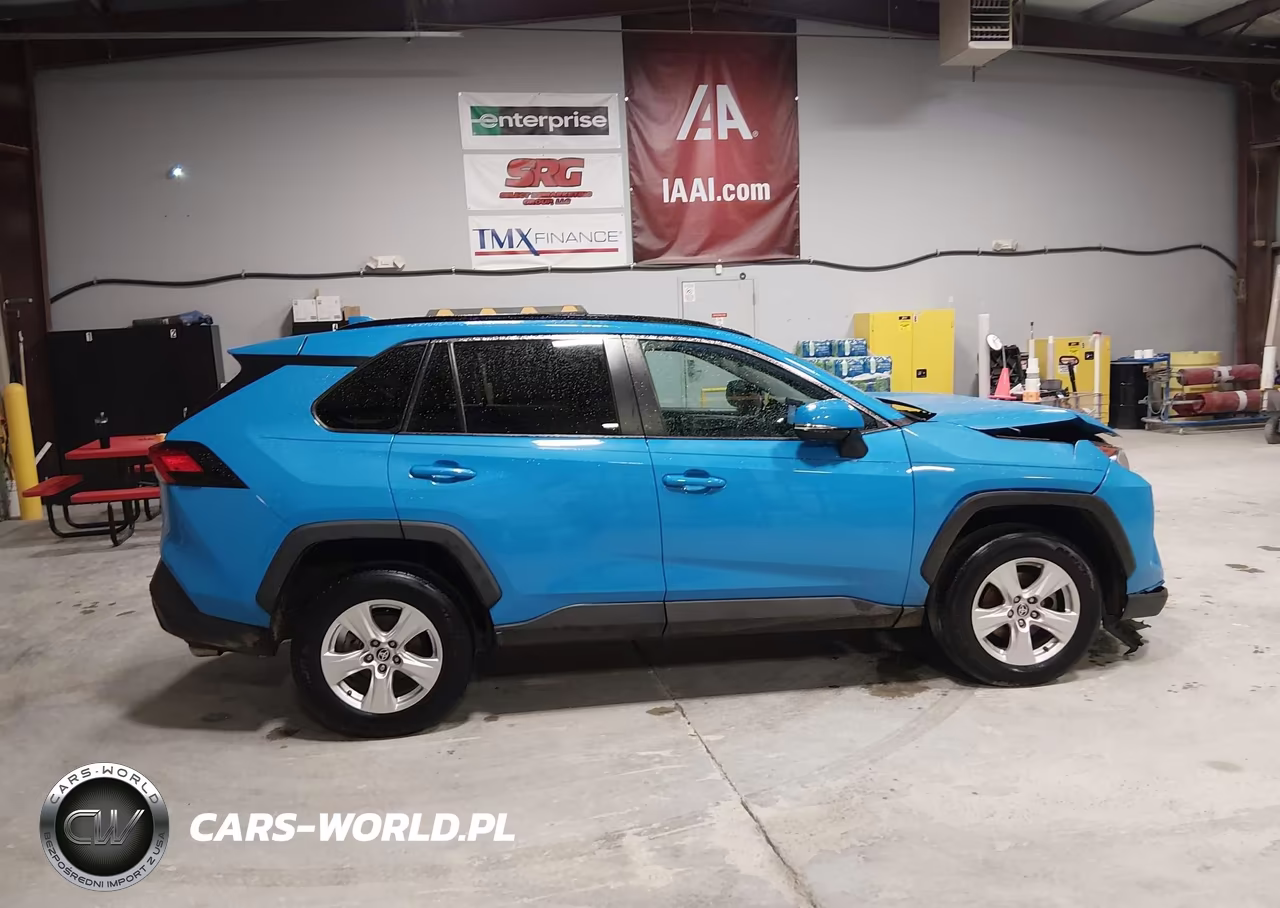 2021 Toyota Rav4 Xle VIN:2T3P1RFV8MW179862 - 13