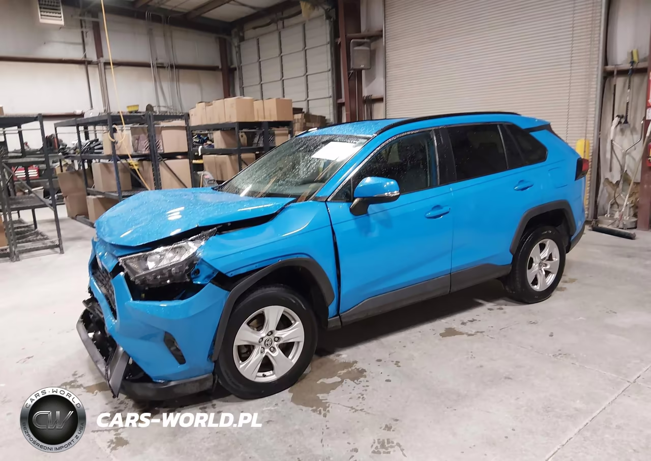 2021 Toyota Rav4 Xle VIN:2T3P1RFV8MW179862 - 2