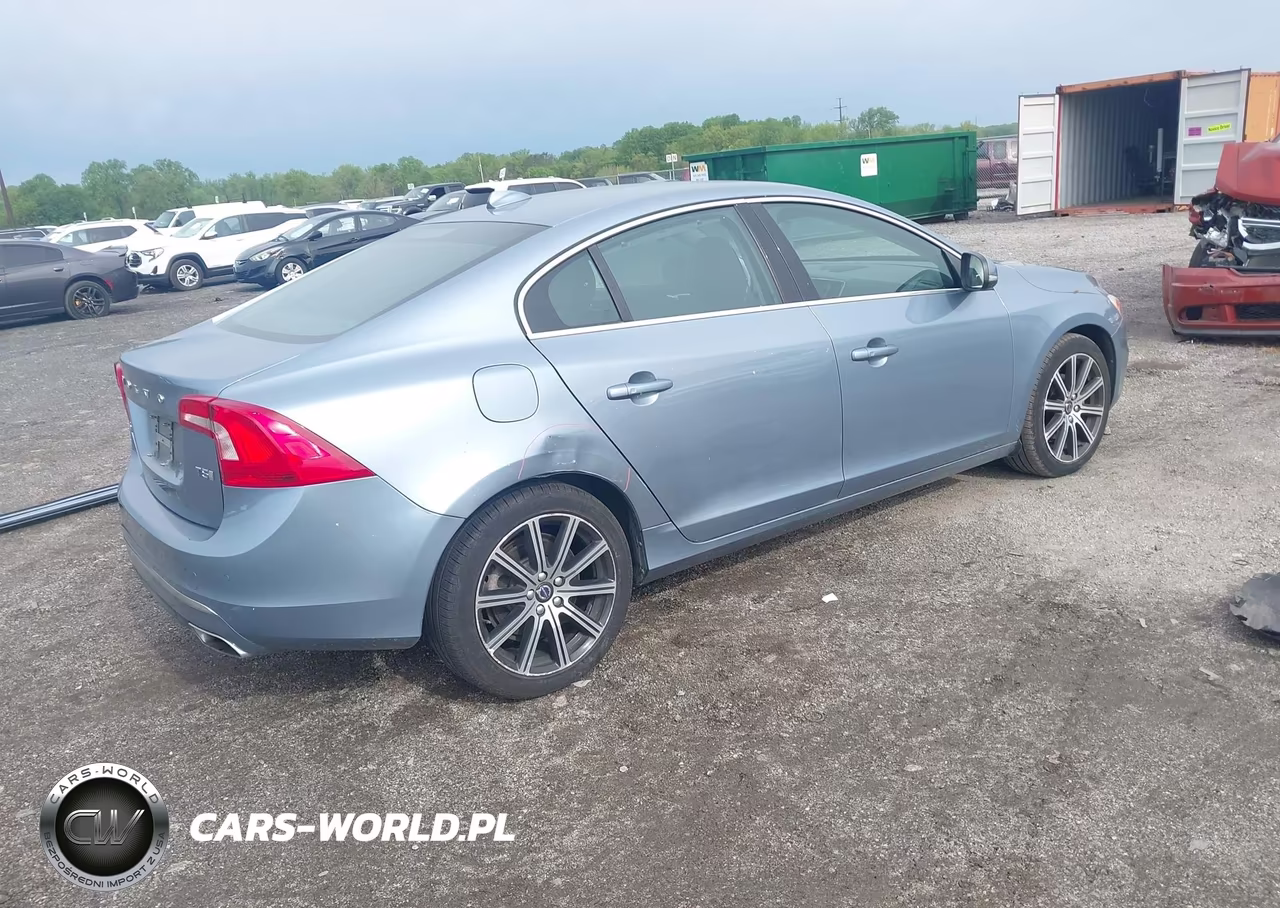 2017 Volvo S60 Inscription T5 Platinum VIN:LYV402HM0HB132906 - 4