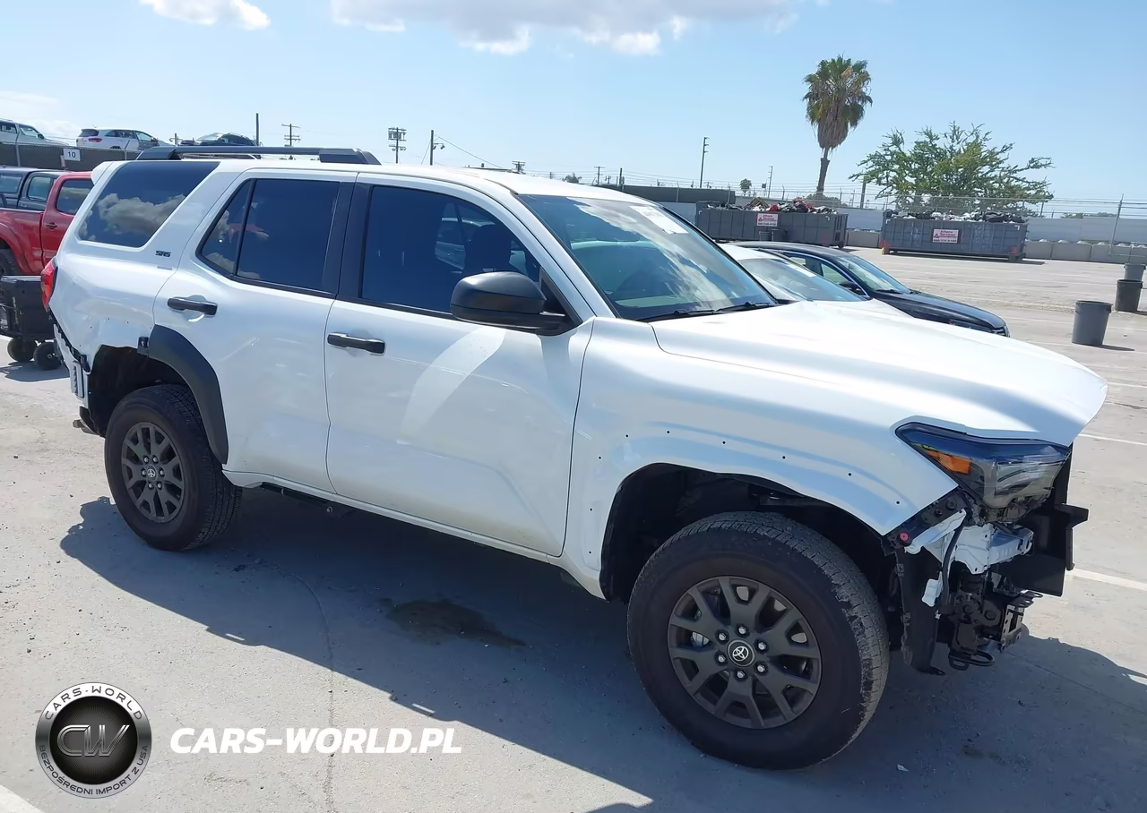 2025 Toyota 4Runner Sr5 – zdjęcie 1 z 17