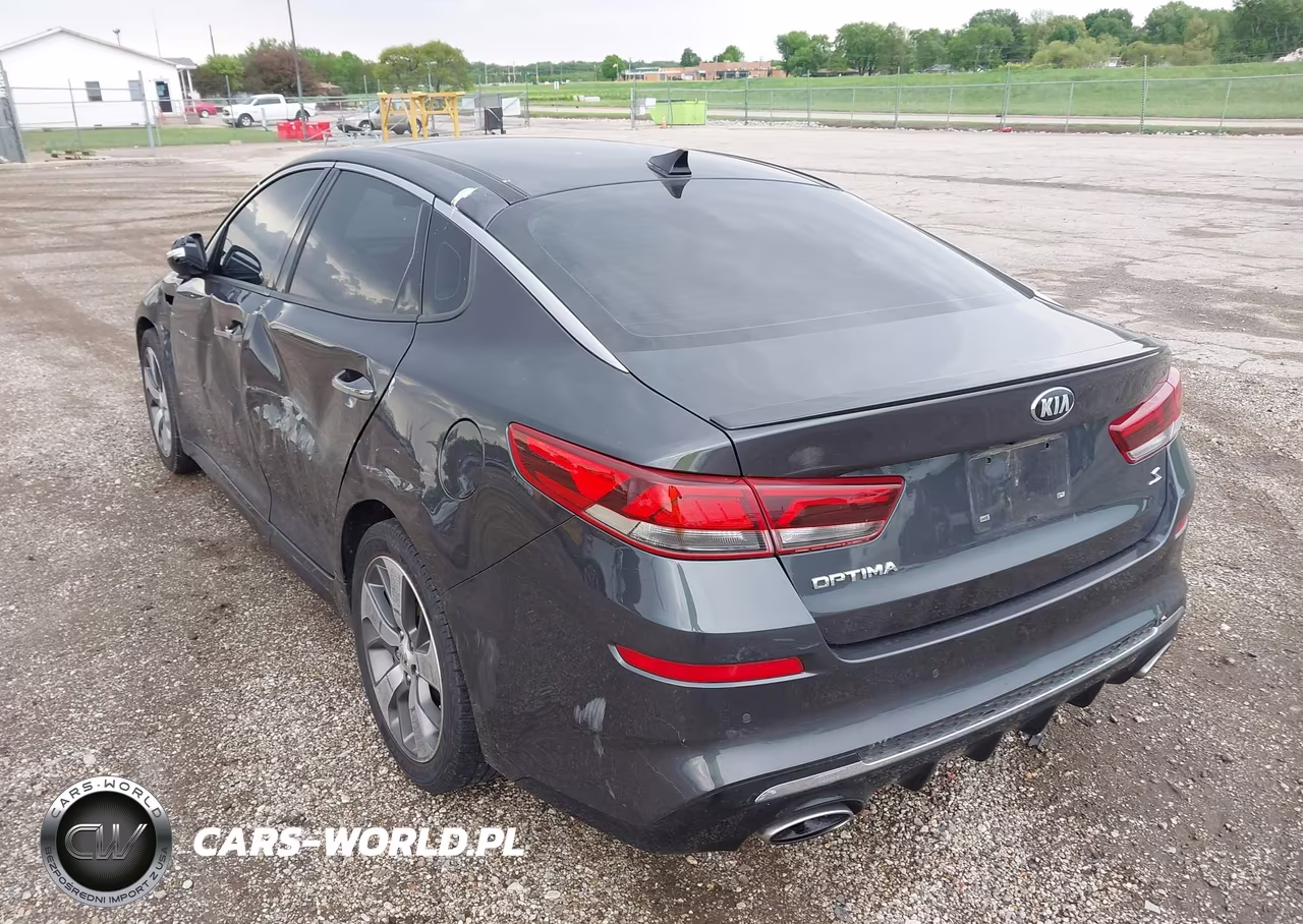 2019 Kia Optima S VIN:5XXGT4L33KG290755 - 3