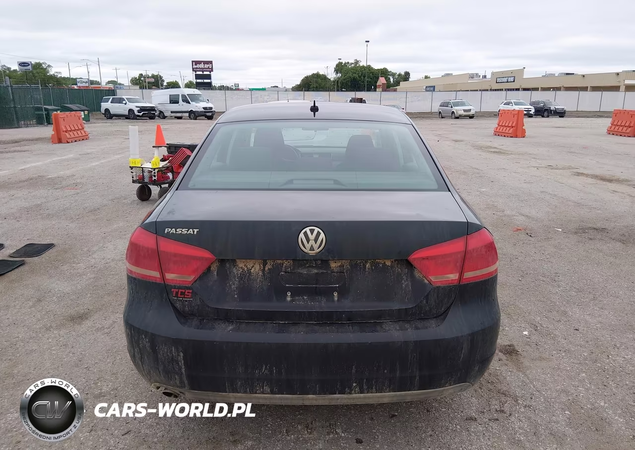 2013 Volkswagen Passat 2.5L S VIN:1VWAH7A35DC033446 - 17