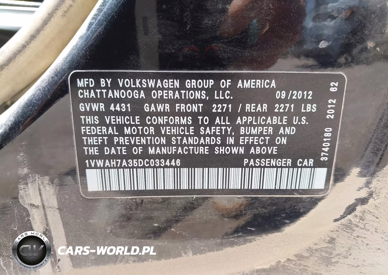 2013 Volkswagen Passat 2.5L S VIN:1VWAH7A35DC033446 - 9