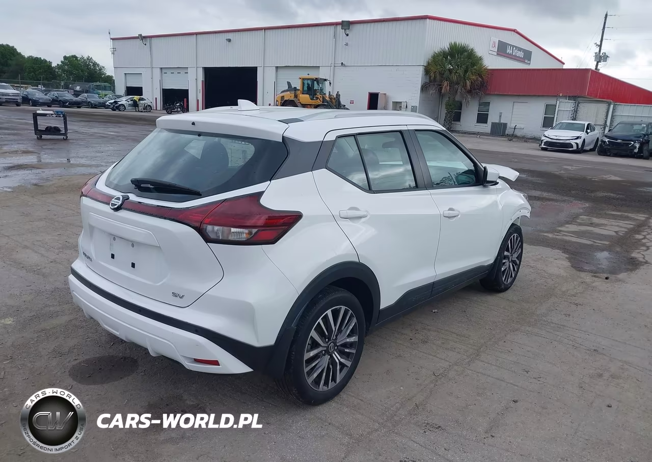 2021 Nissan Kicks Sv Xtronic Cvt VIN:3N1CP5CV0ML549657 - 4