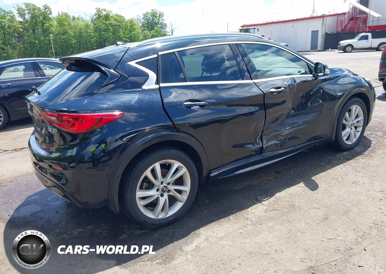 2018 Infiniti Qx30 Luxe VIN:SJKCH5CP4JA004976 - 4