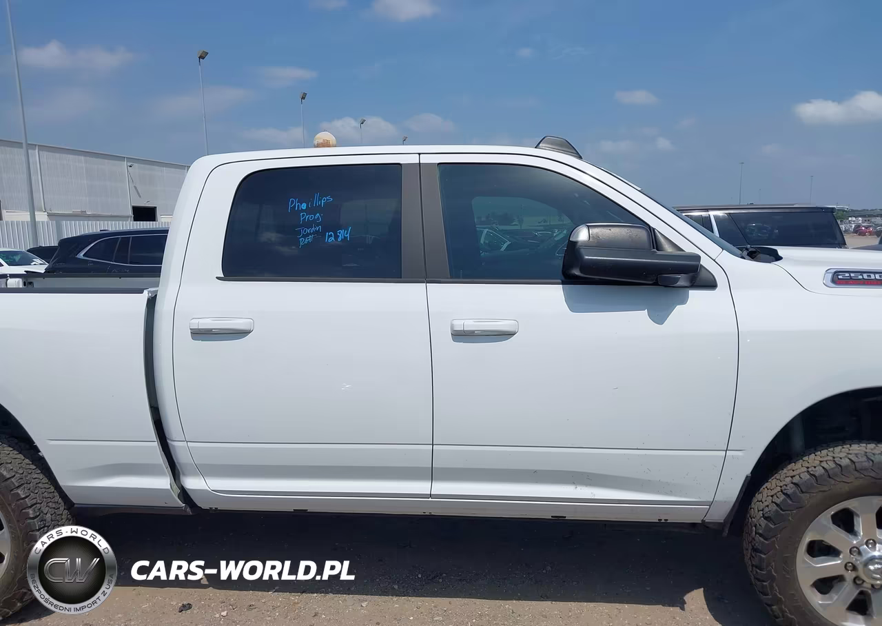 2019 Ram 2500 Lone Star 4X4 6'4 Box VIN:3C6UR5DJ9KG586503 - 14