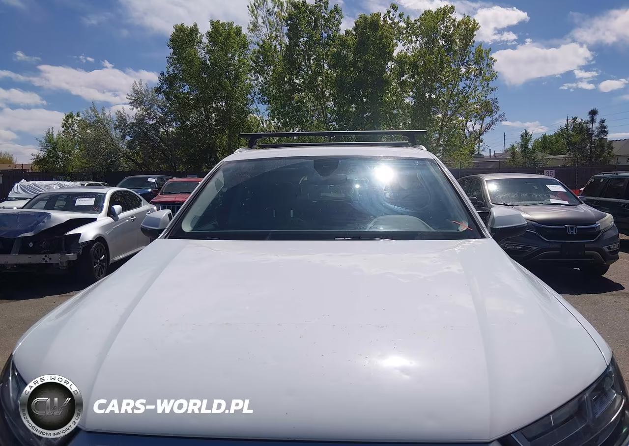 2018 Audi Q7 3.0T Premium VIN:WA1LAAF76JD038308 - 6