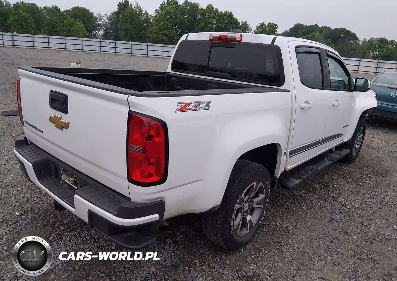 2017 Chevrolet Colorado Z71 VIN:1GCGTDENXH1281408 - 4