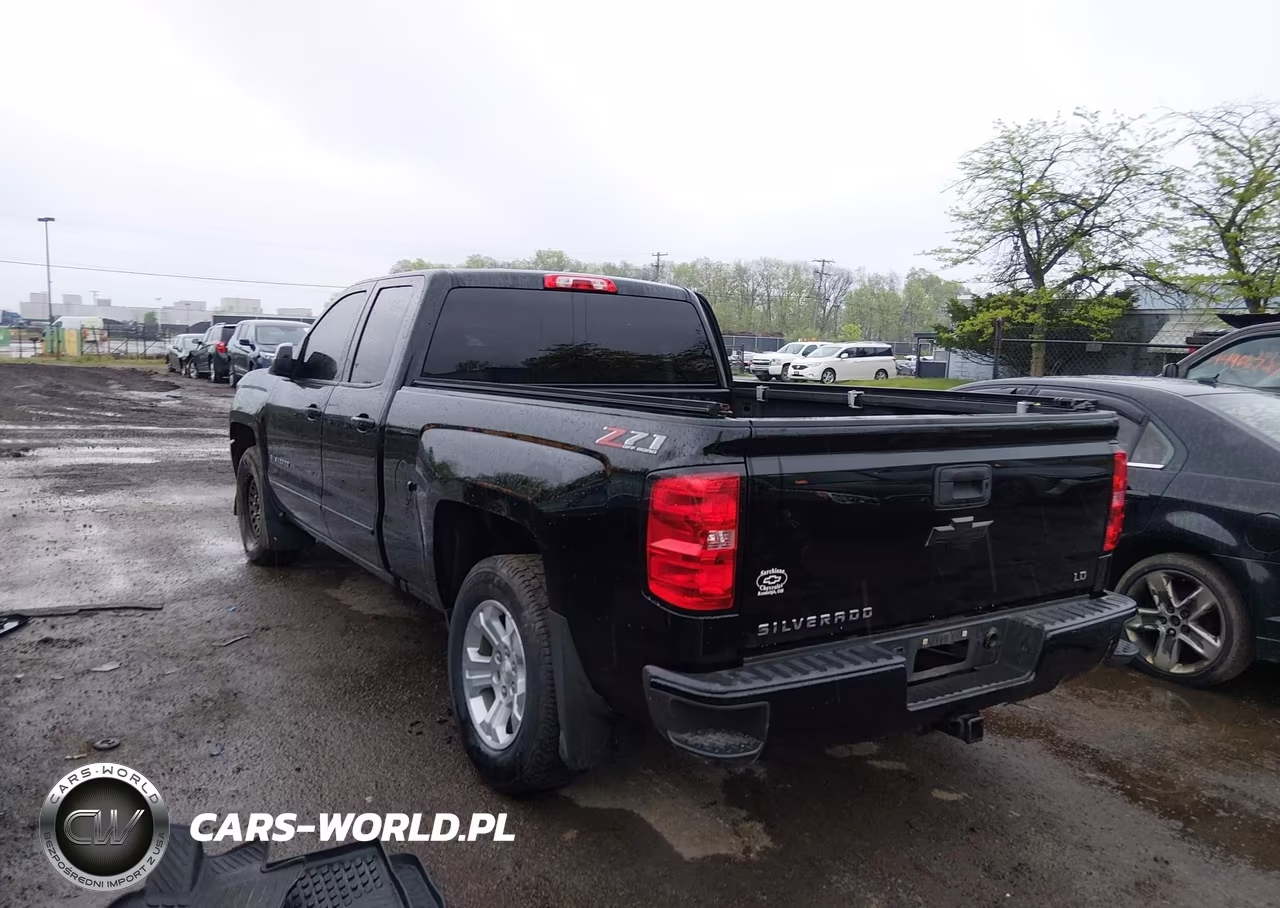 2019 Chevrolet Silverado 1500 Ld Lt VIN:2GCVKPECXK1215498 - 3
