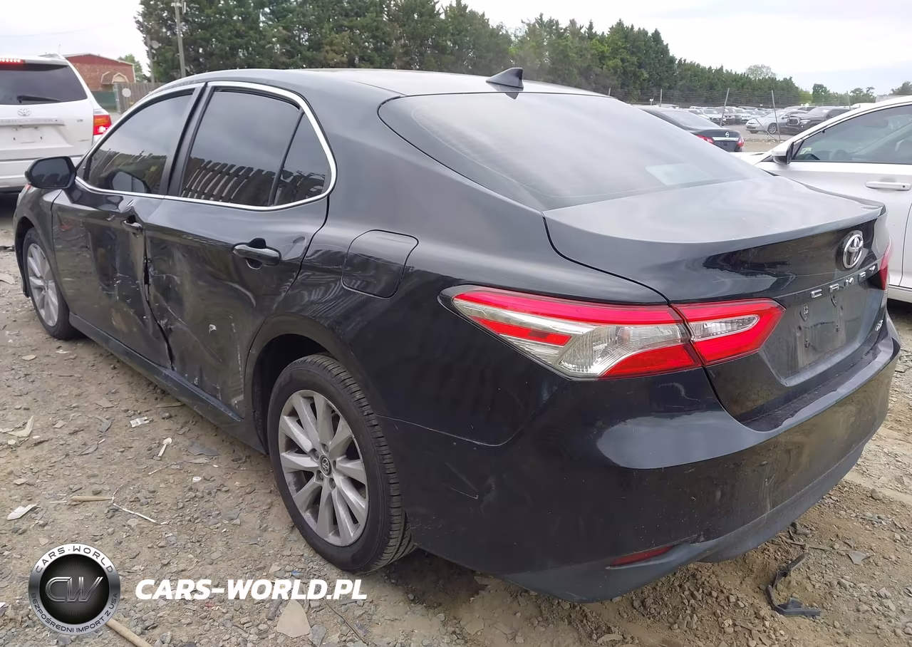 2019 Toyota Camry Le VIN:4T1B11HK5KU185865 - 3